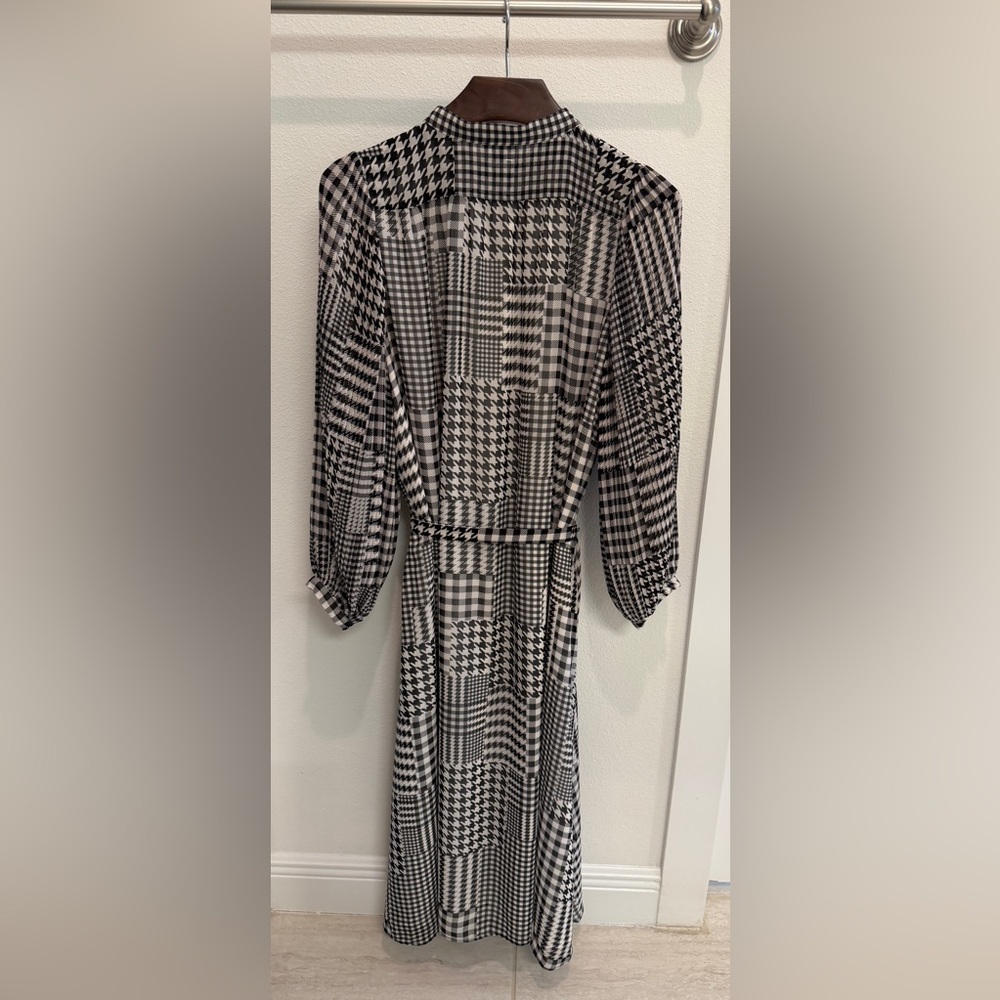 NWOT - Ann Taylor Dress - Black and White Plaid, Midi, Long-sleeve, XL - Picture 4 of 5